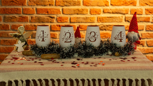 Advents-Windlichter Set 1–4 aus Glas mit Gravur „Advent“